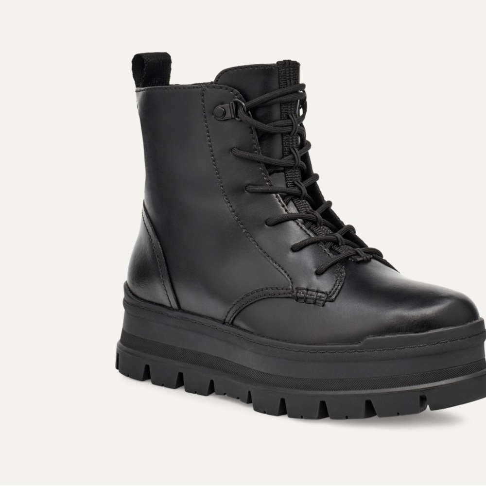 UGG SIDNEE BLACK WATERPROOF LEATHER COMBAT SHORT BOOTS SIZE US 8 WOMEN